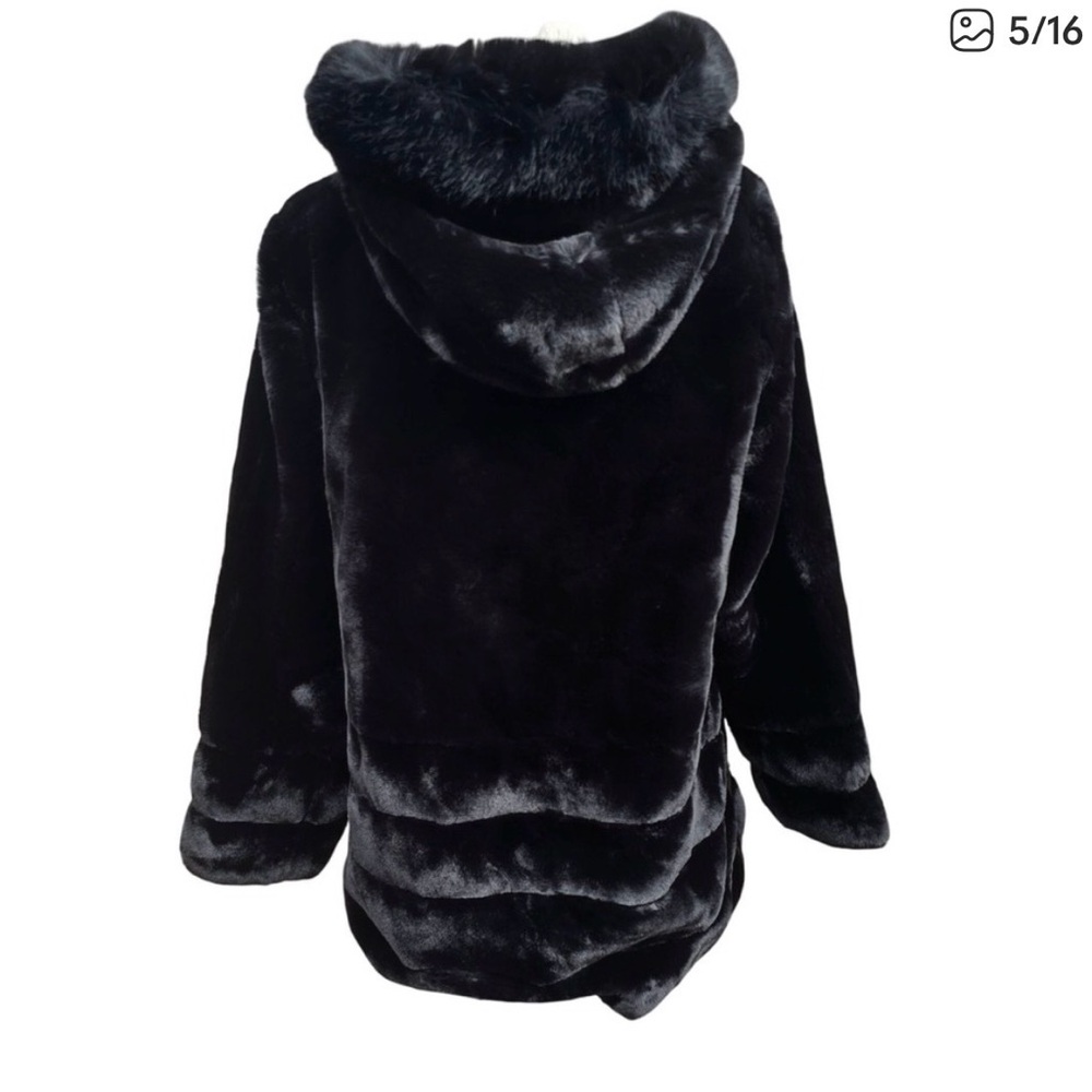 Gallery New York NWT Black Faux Fur Hooded Coat Style GF21361M
Women's Medium - Picture 5 of 16